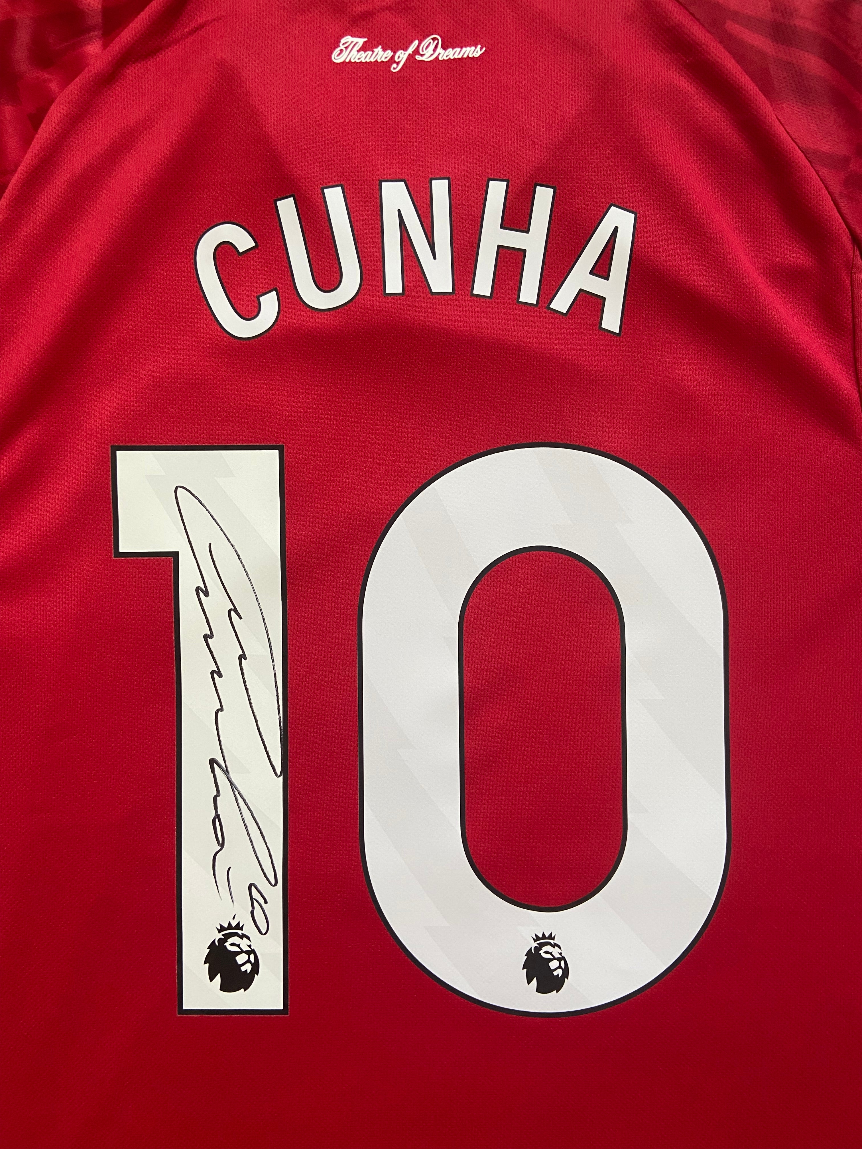 Podpísaný futbalový dres – Matheus Cunha (Manchester United 25/26)