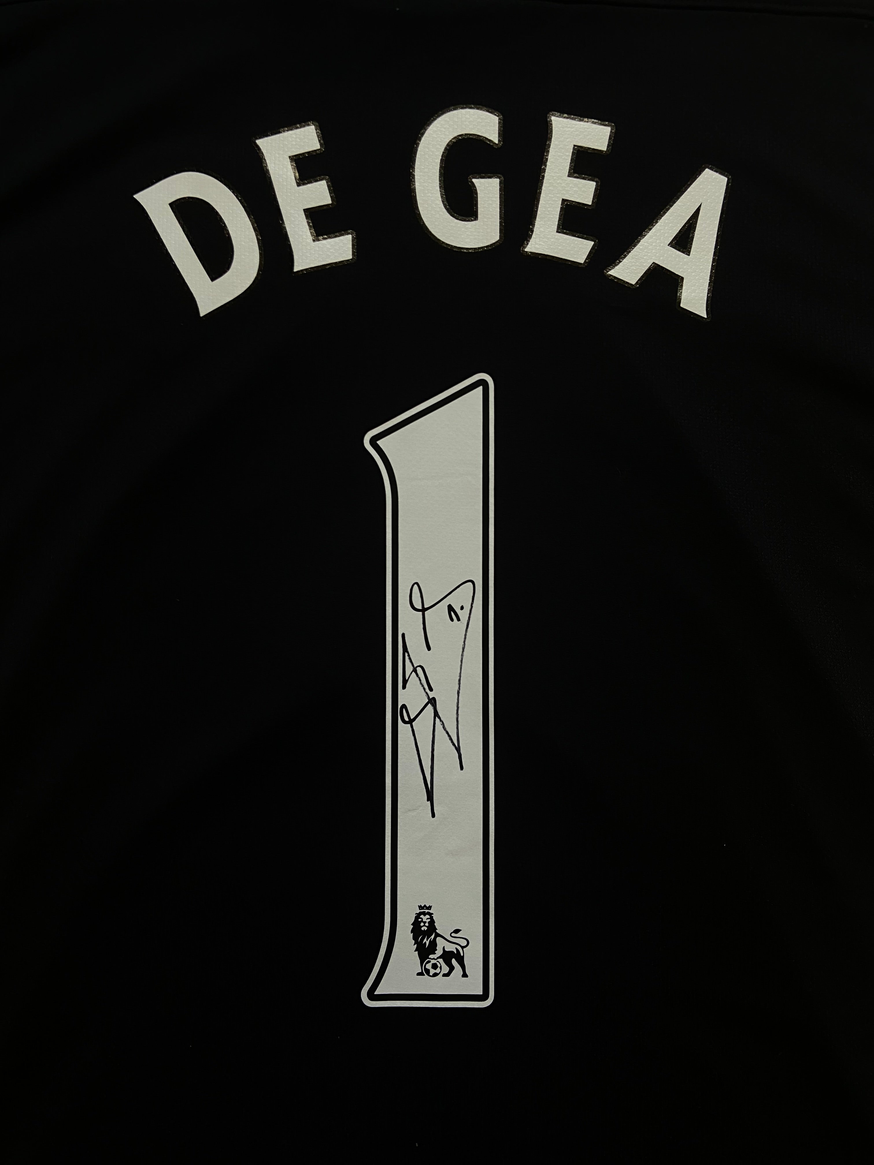 Podpísaný futbalový dres – David De Gea (Manchester United 11/12)